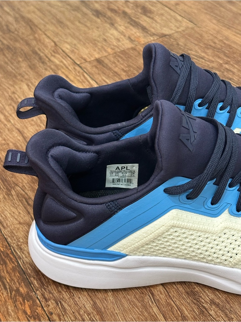 APL TechLoom Tracer M9.5/W11